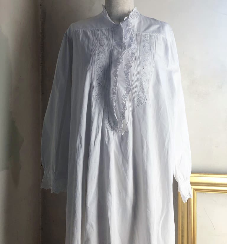 イギリスアンティークレースワンピース