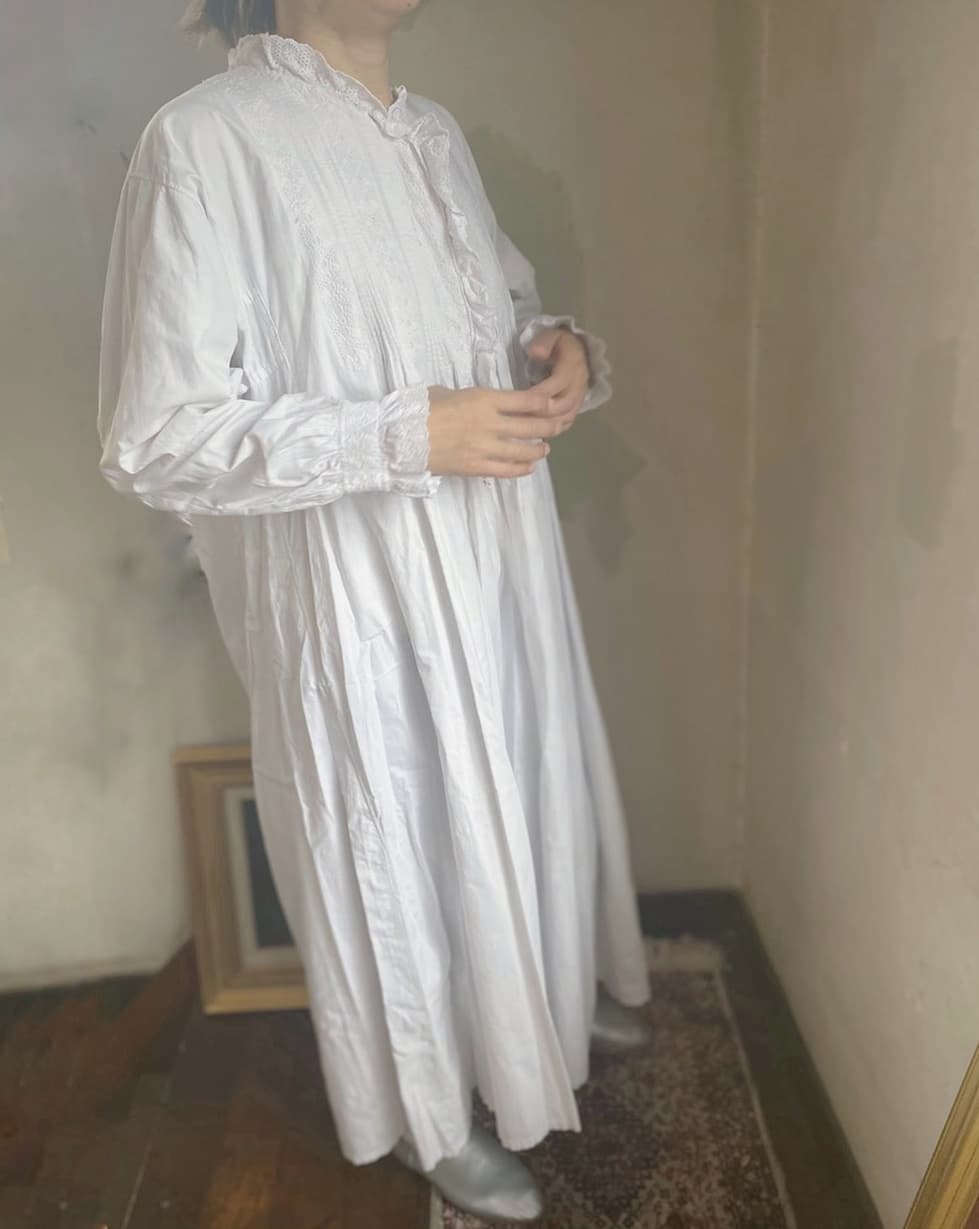 アンティークレースワンピース アンティークピンタックフリルワンピース ナイトガウン