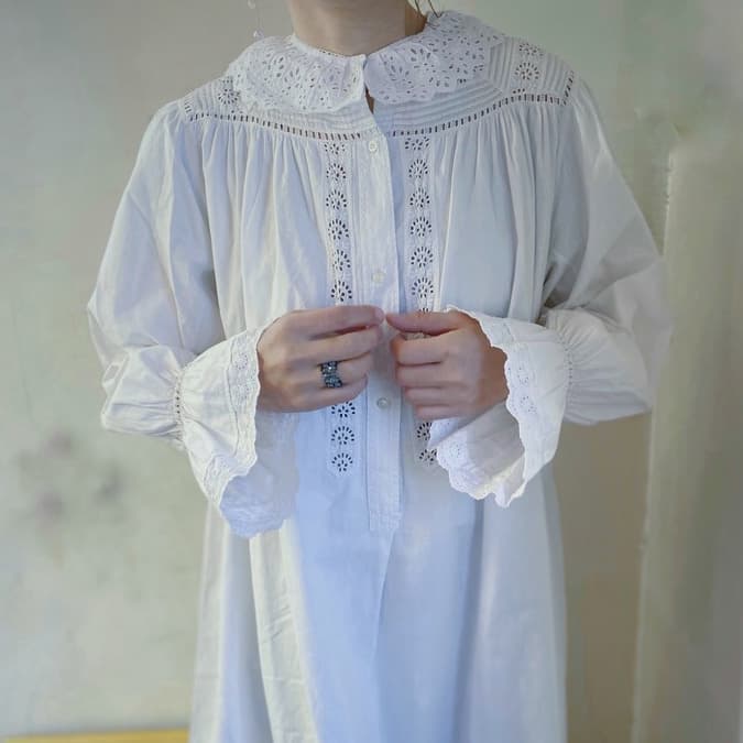 イギリスアンティークレースワンピース