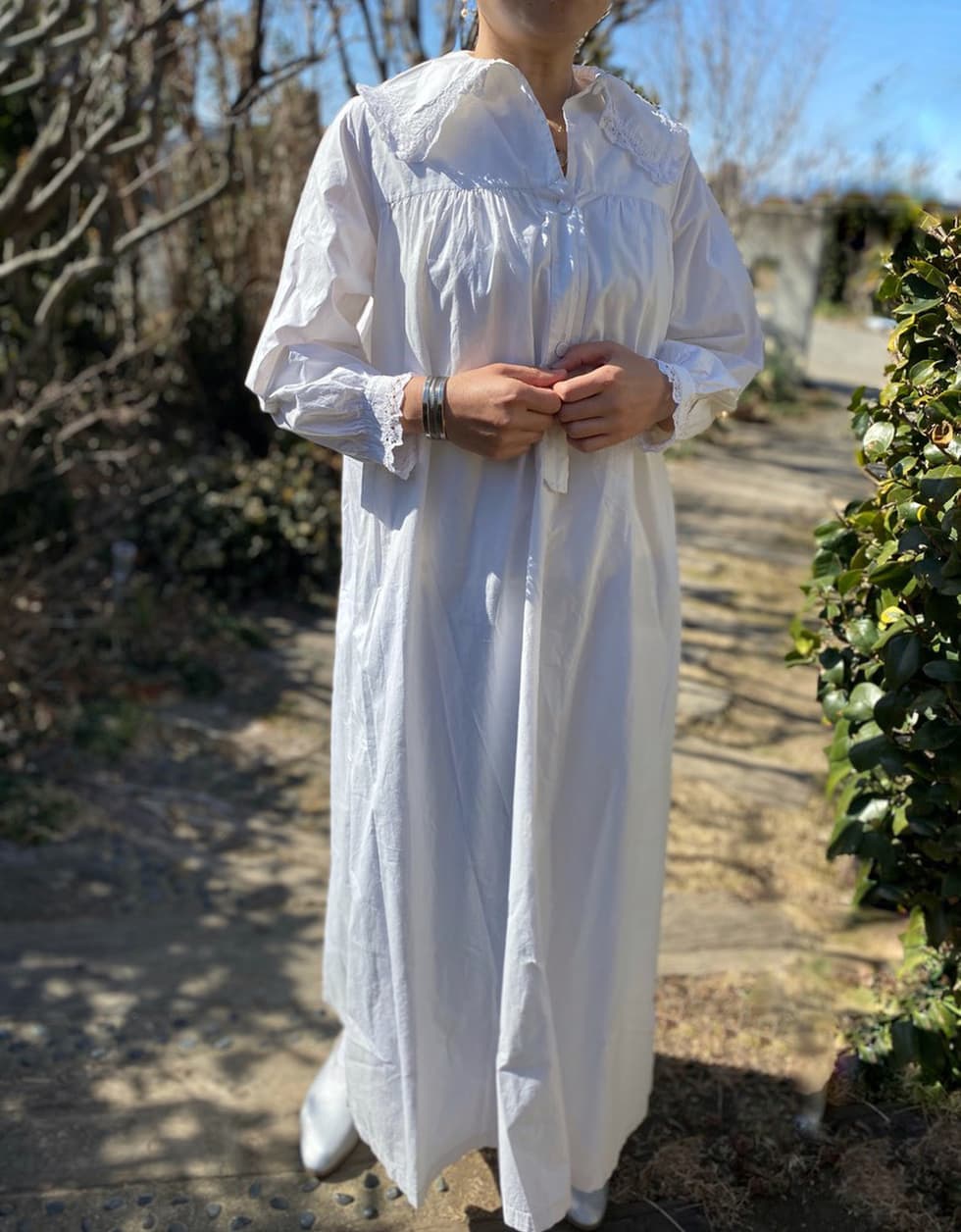 イギリスアンティークレースワンピース