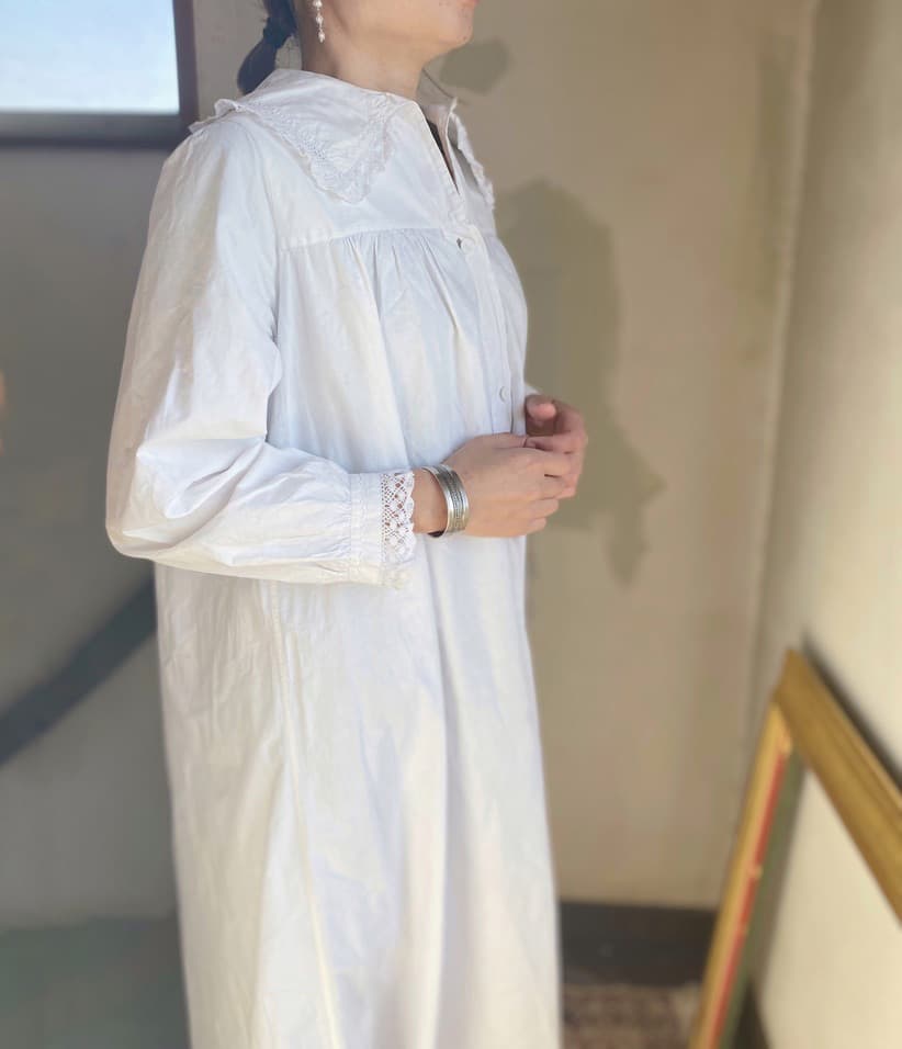 イギリスアンティークレースワンピース