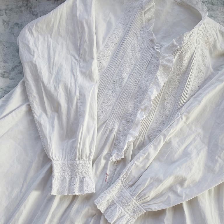 アンティークピンタックフリルワンピース アンティークレースワンピース