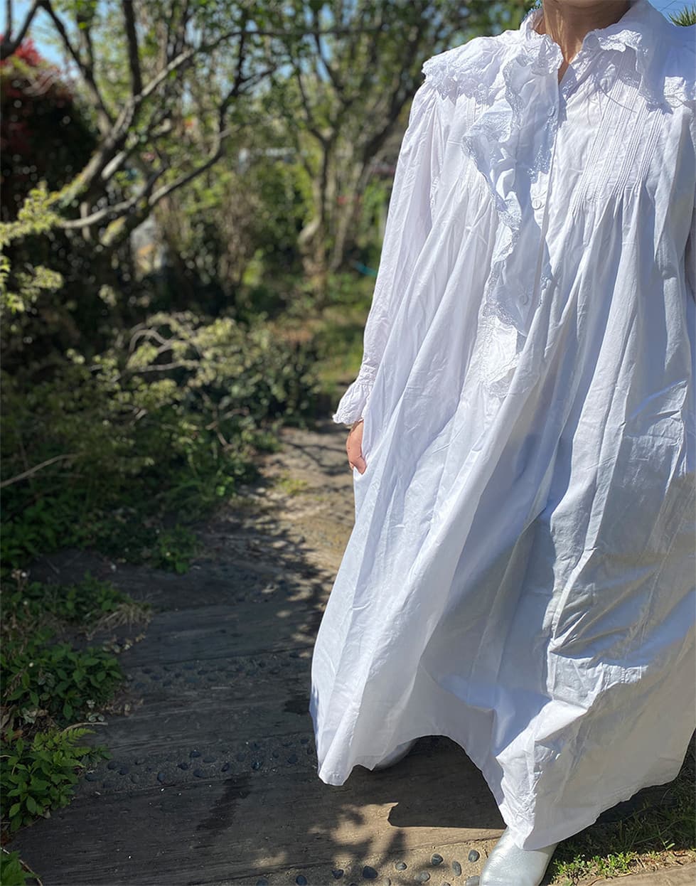 ラッフルカラーのアンティークレースワンピース アンティークナイトドレス