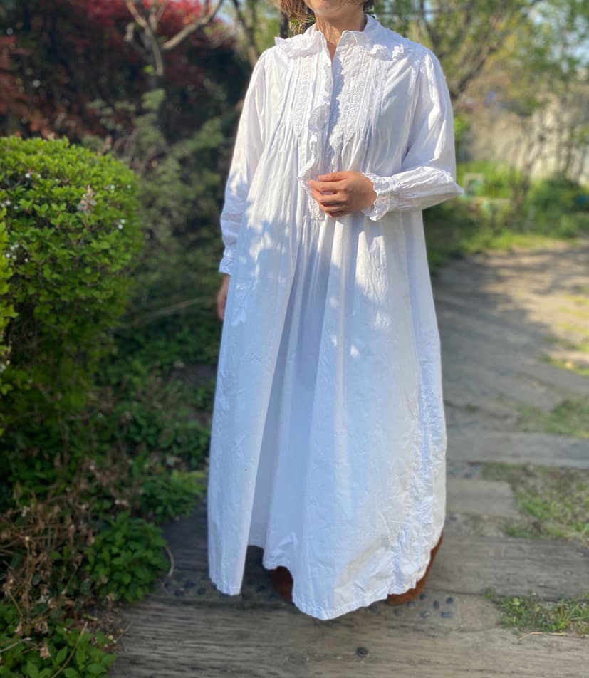 フリルピンタックのアンティークレースワンピース アンティークナイトドレス 