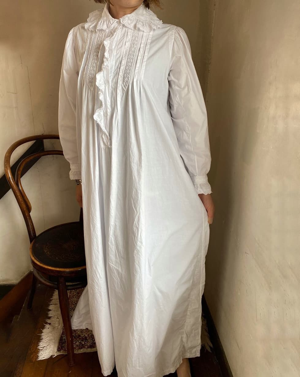 フリルピンタックのアンティークレースワンピース アンティークナイトドレス 
