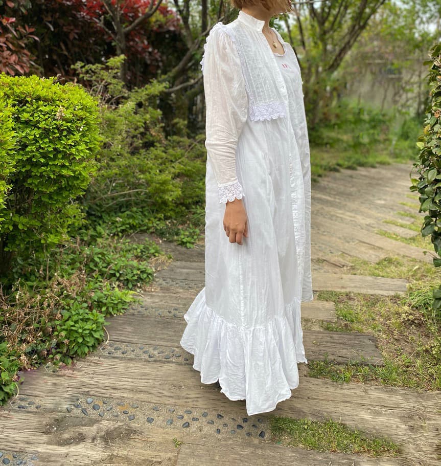 ラッフルマキシアンティークレースワンピース ナイトドレス