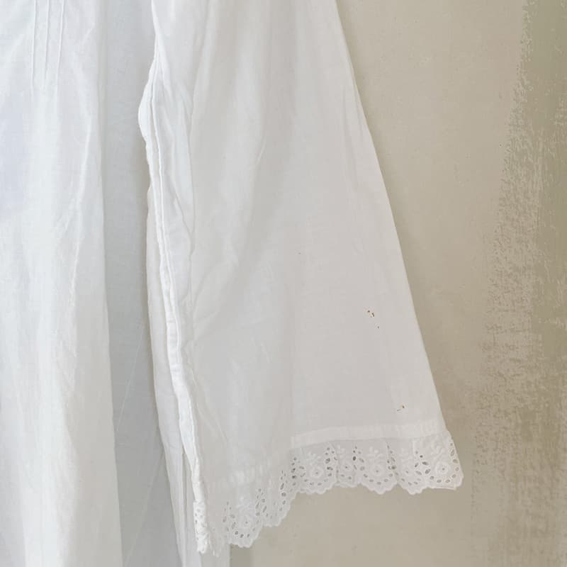 スカラップレースのアンティークレースワンピース ナイトドレス