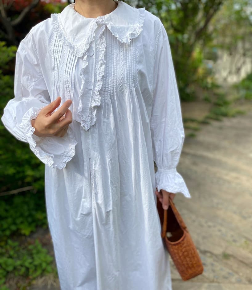 フランスアンティークナイトドレス