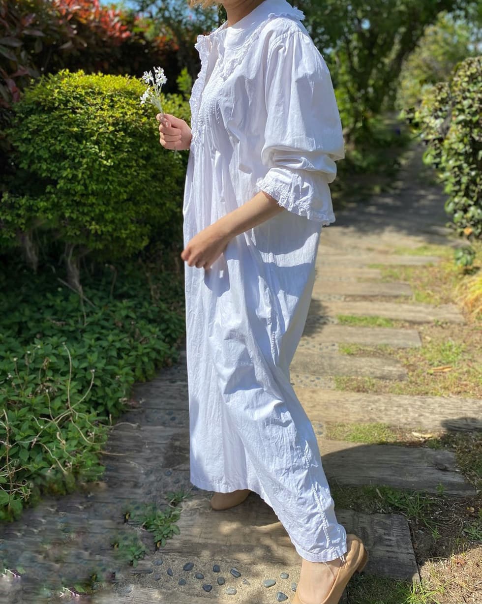 フランスアンティークナイトドレス