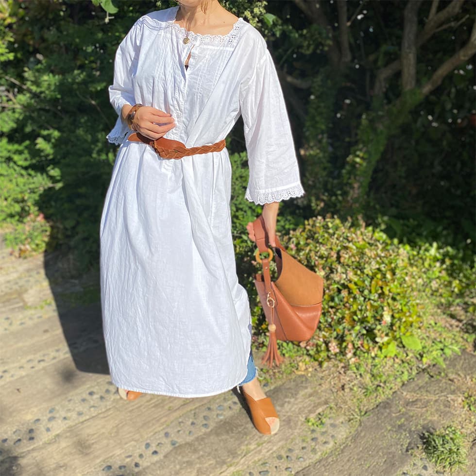 スカラップレースのアンティークレースワンピース ナイトドレス