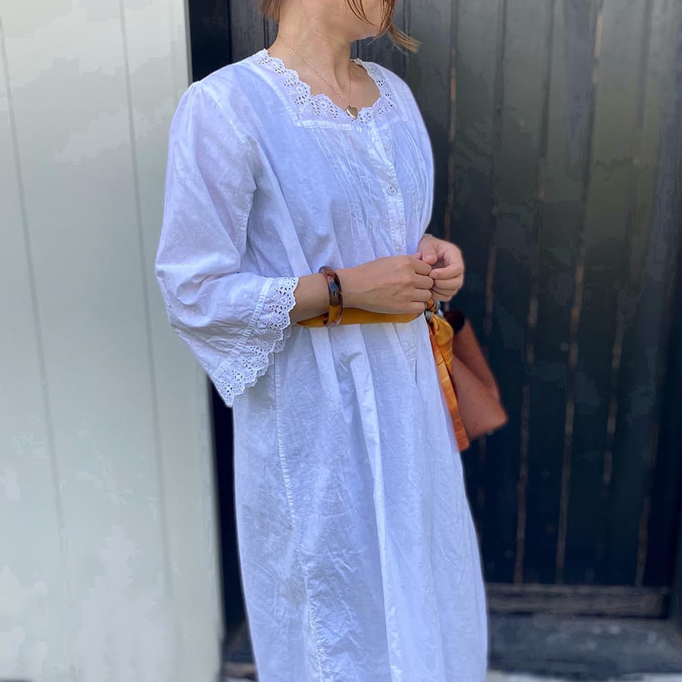 スカラップレースのアンティークレースワンピース ナイトドレス