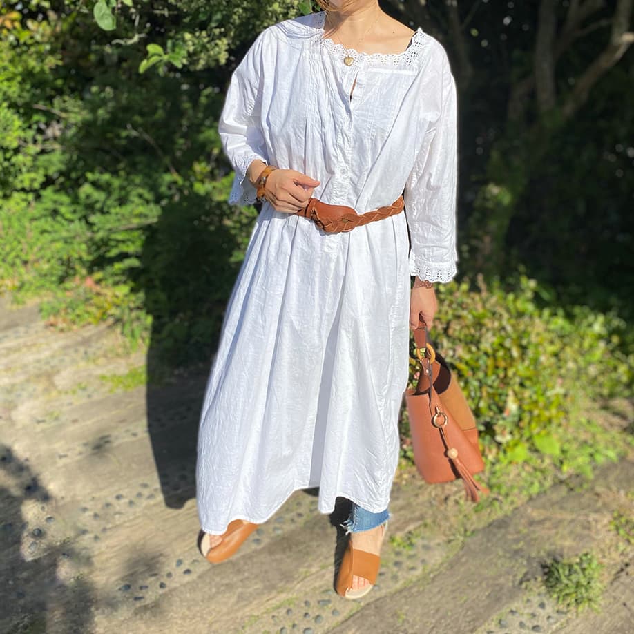 スカラップレースのアンティークレースワンピース ナイトドレス