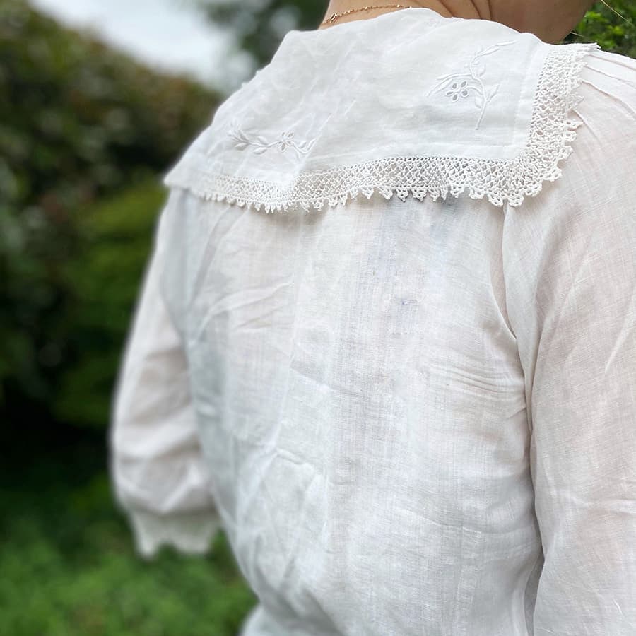 アンティークセーラーカラーブラウス