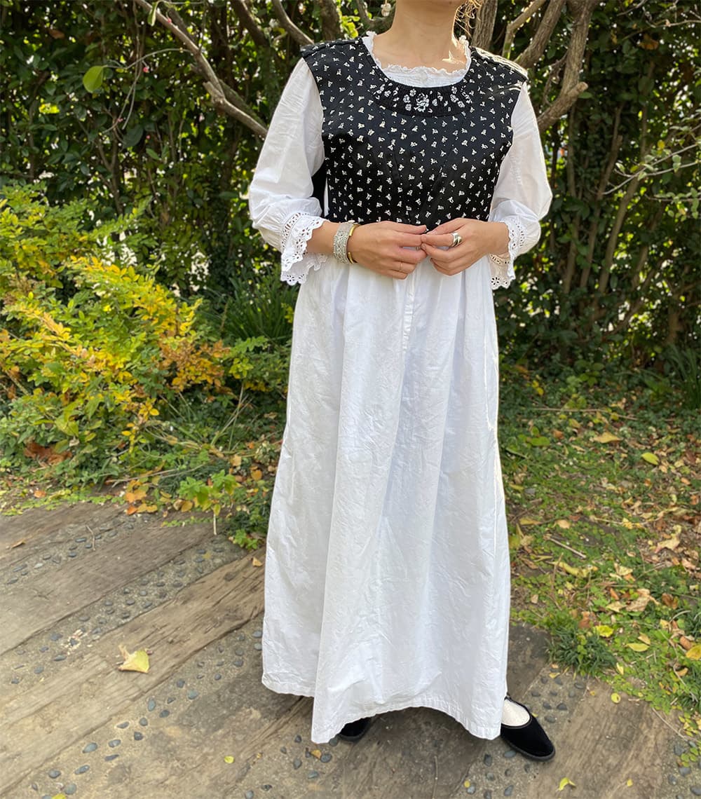 オランダアンティークベスト