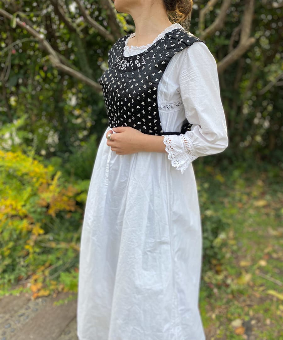 オランダアンティークベスト