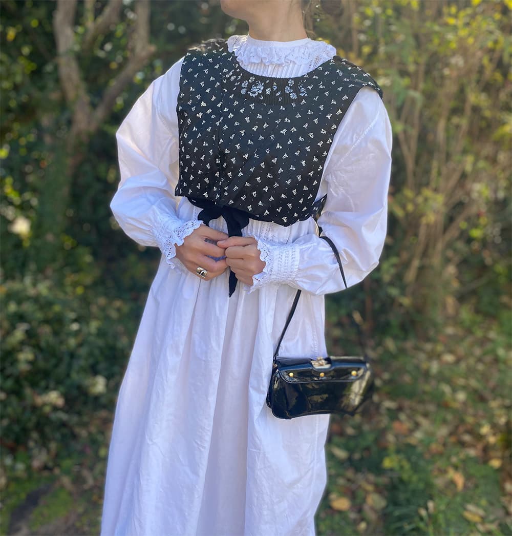 オランダアンティークベスト