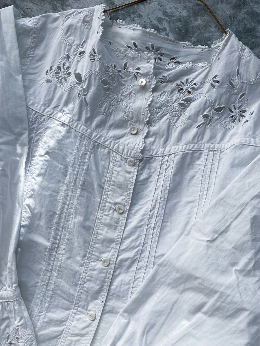 フランスアンティークブラウス