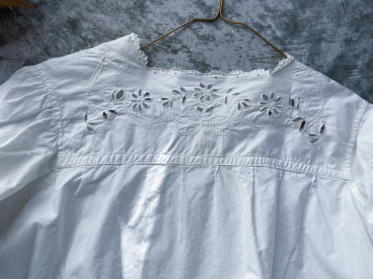 フランスアンティークブラウス