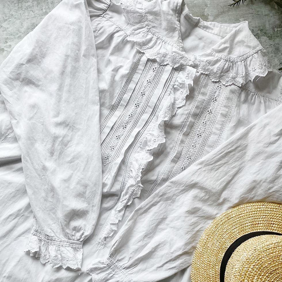 フランスアンティークナイトドレス