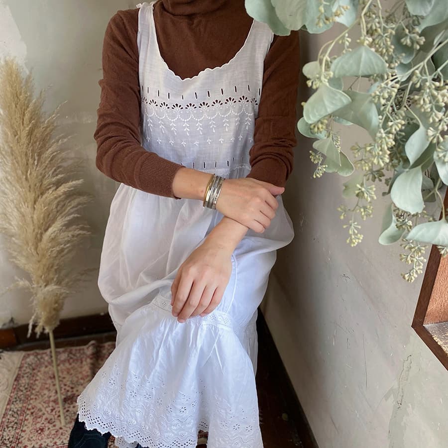 アンティークノースリーブレースワンピース