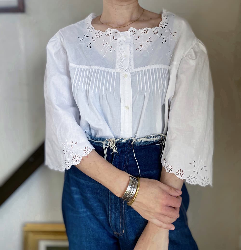 アンティークラッフルスリーブブラウスantquerufflesleeveblouse