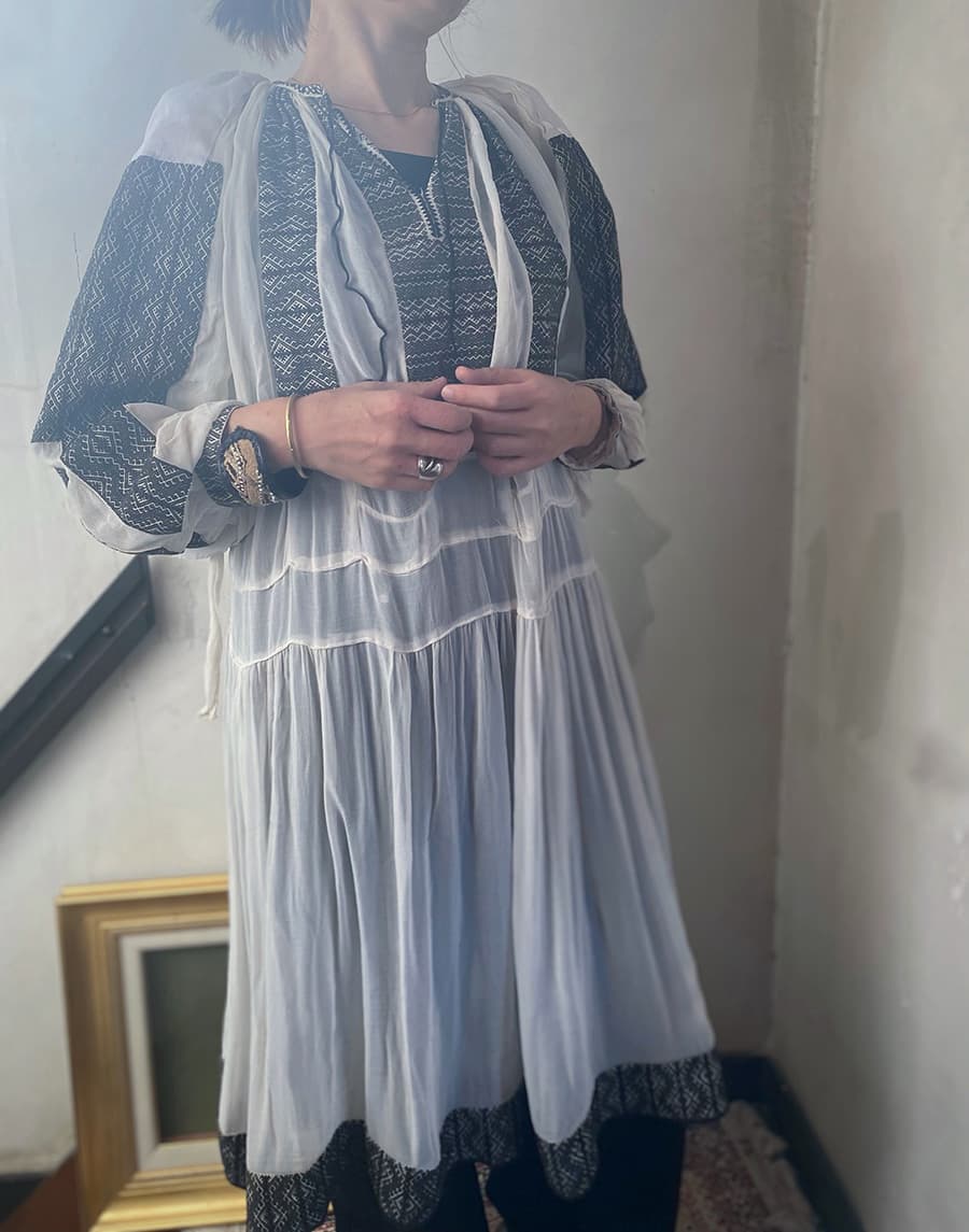 ヴィンテージルーマニア刺繍ワンピースantqueromanianembroiderydress