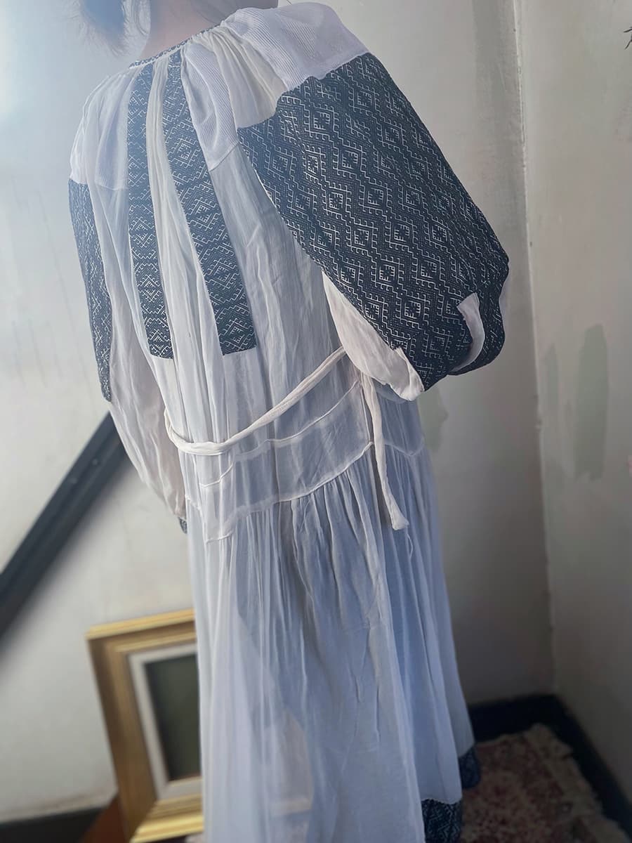 ヴィンテージルーマニア刺繍ワンピースantqueromanianembroiderydress