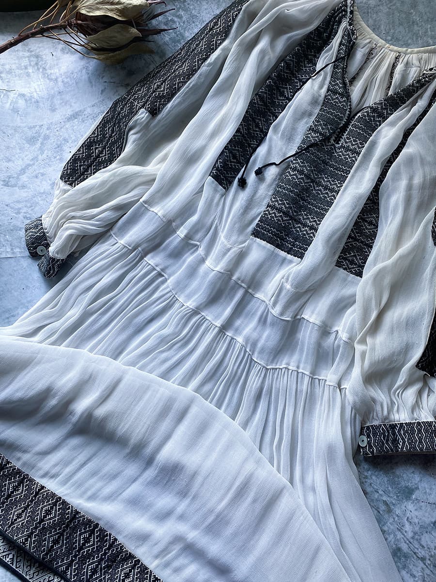 ヴィンテージルーマニア刺繍ワンピースantqueromanianembroiderydress