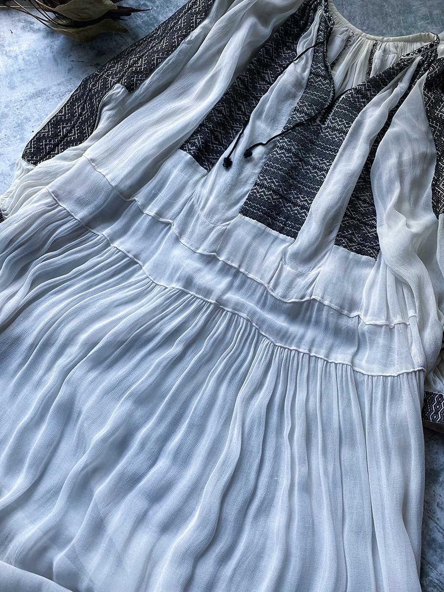 ヴィンテージルーマニア刺繍ワンピースantqueromanianembroiderydress