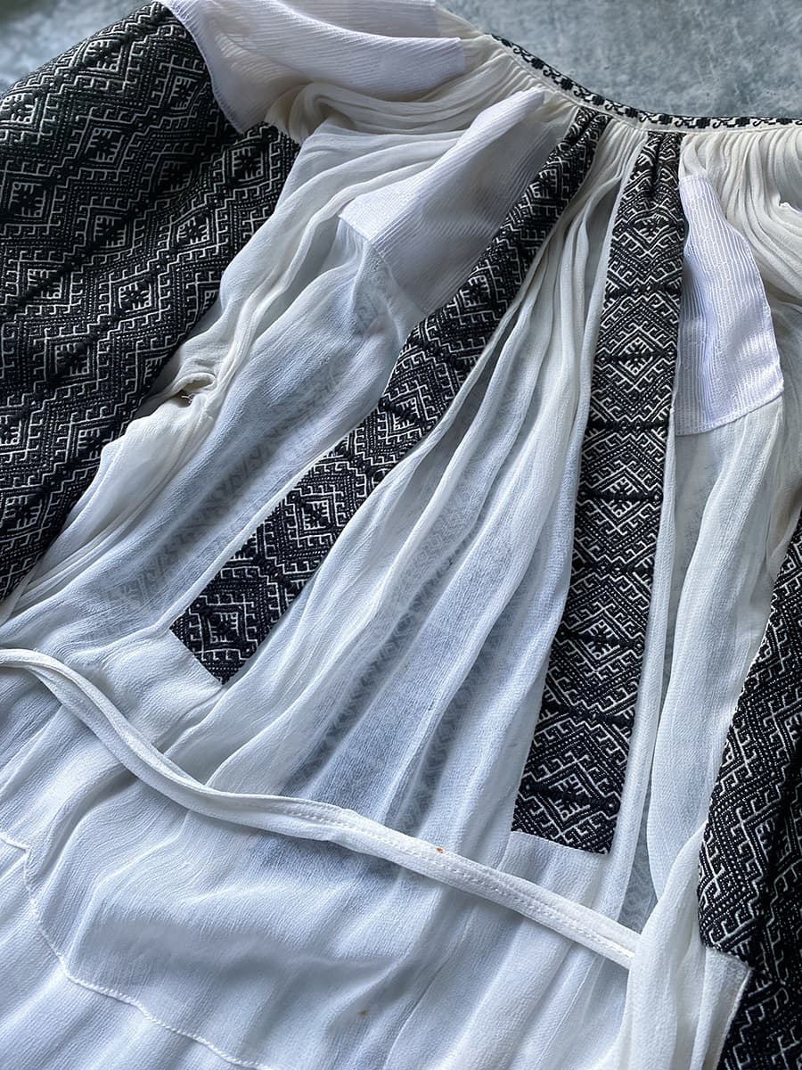 ヴィンテージルーマニア刺繍ワンピースantqueromanianembroiderydress