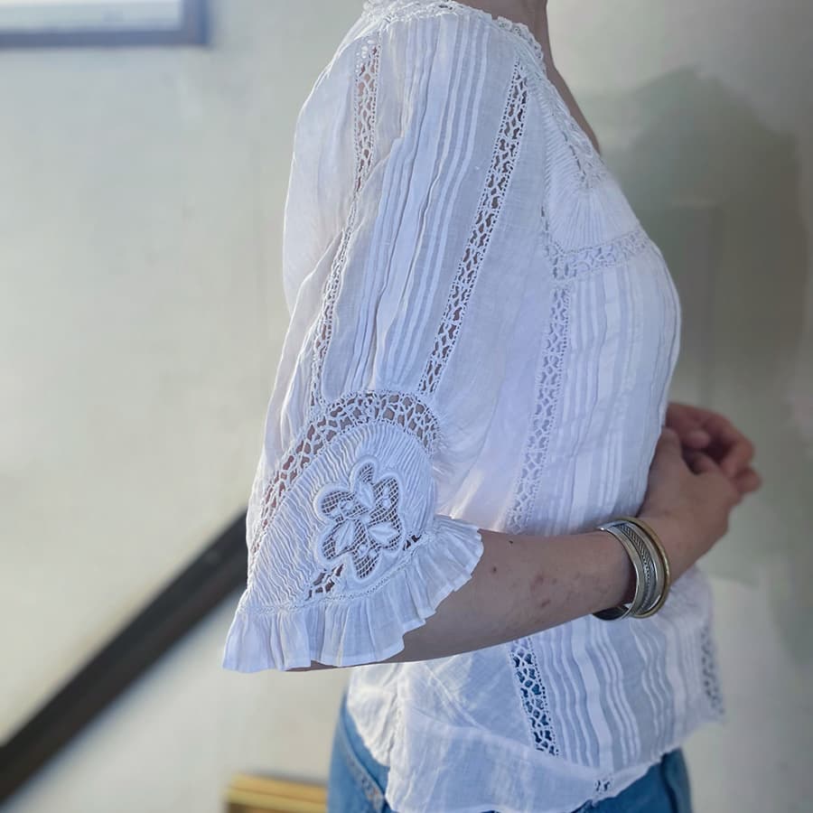 アンティークレースブラウス