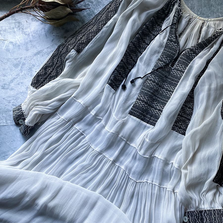 ヴィンテージルーマニア刺繍ワンピース