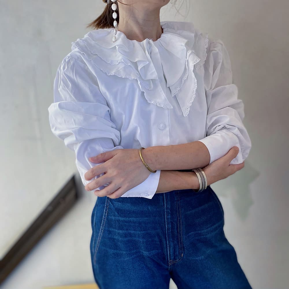 オーストリアヴィンテージブラウスVintagerufflecollarblouse