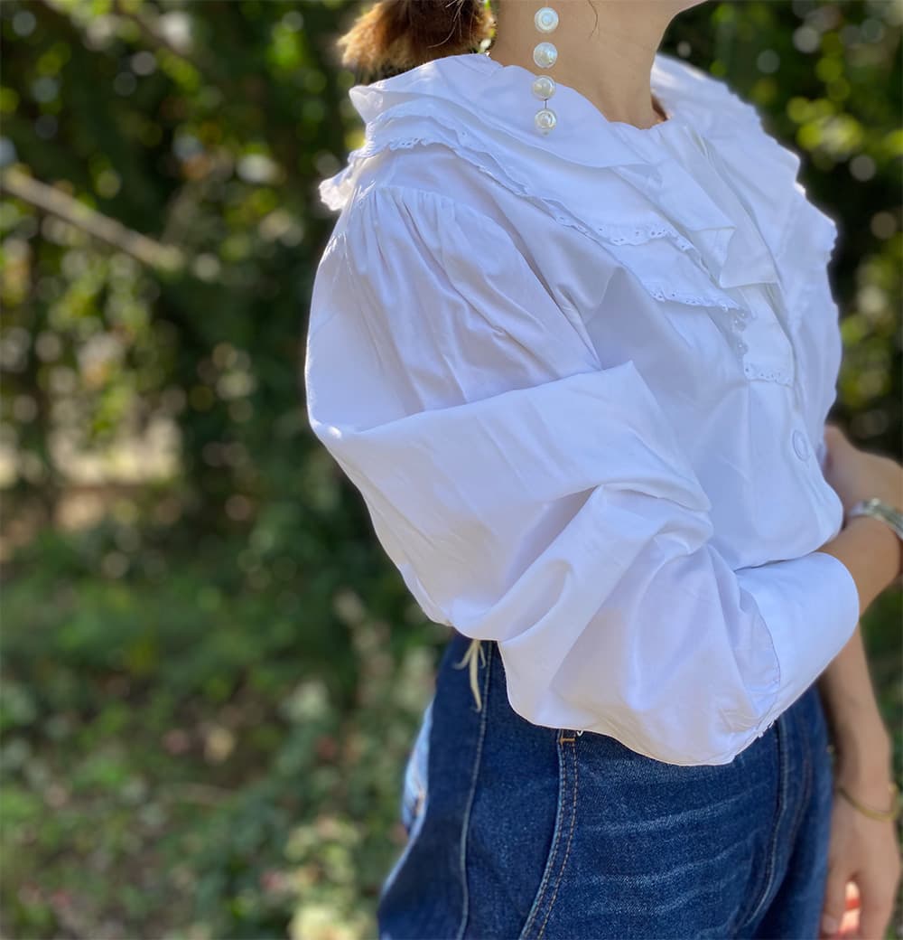 オーストリアヴィンテージブラウスVintagerufflecollarblouse