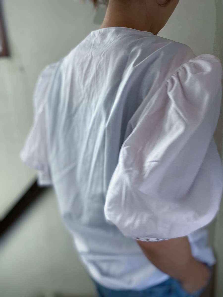 オーストリアヴィンテージパフスリーブブラウスVintagepuffsleeveblouse