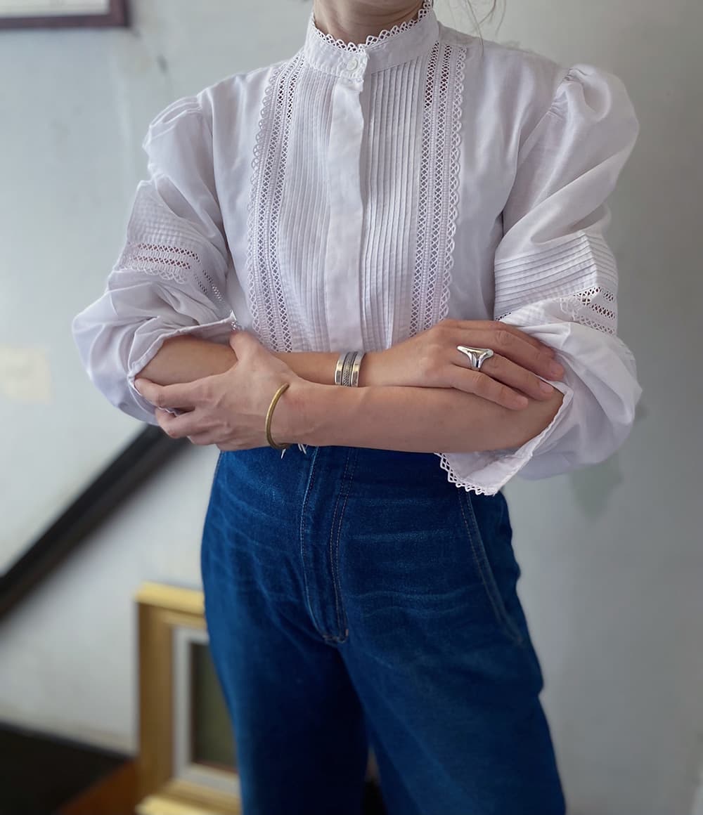 オーストリアヴィンテージスタンドカラーブラウスVintagestandcollarblouse