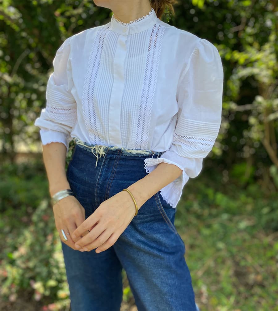 オーストリアヴィンテージスタンドカラーブラウスVintagestandcollarblouse