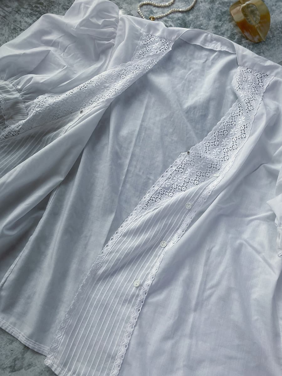 オーストリアヴィンテージパフスリーブブラウスVintagepuffsleeveblouse