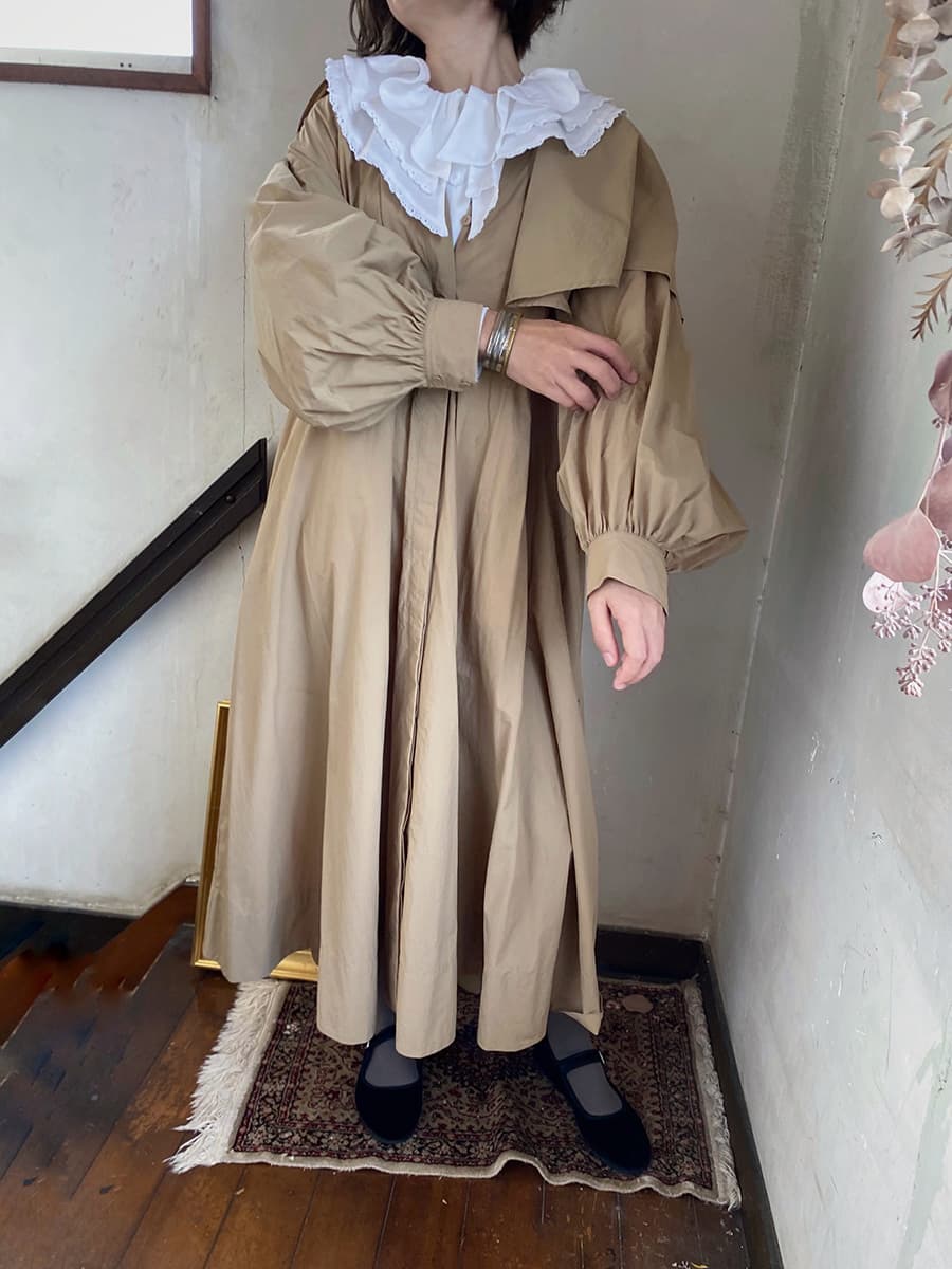 オーストリアヴィンテージブラウスVintagerufflecollarblouse