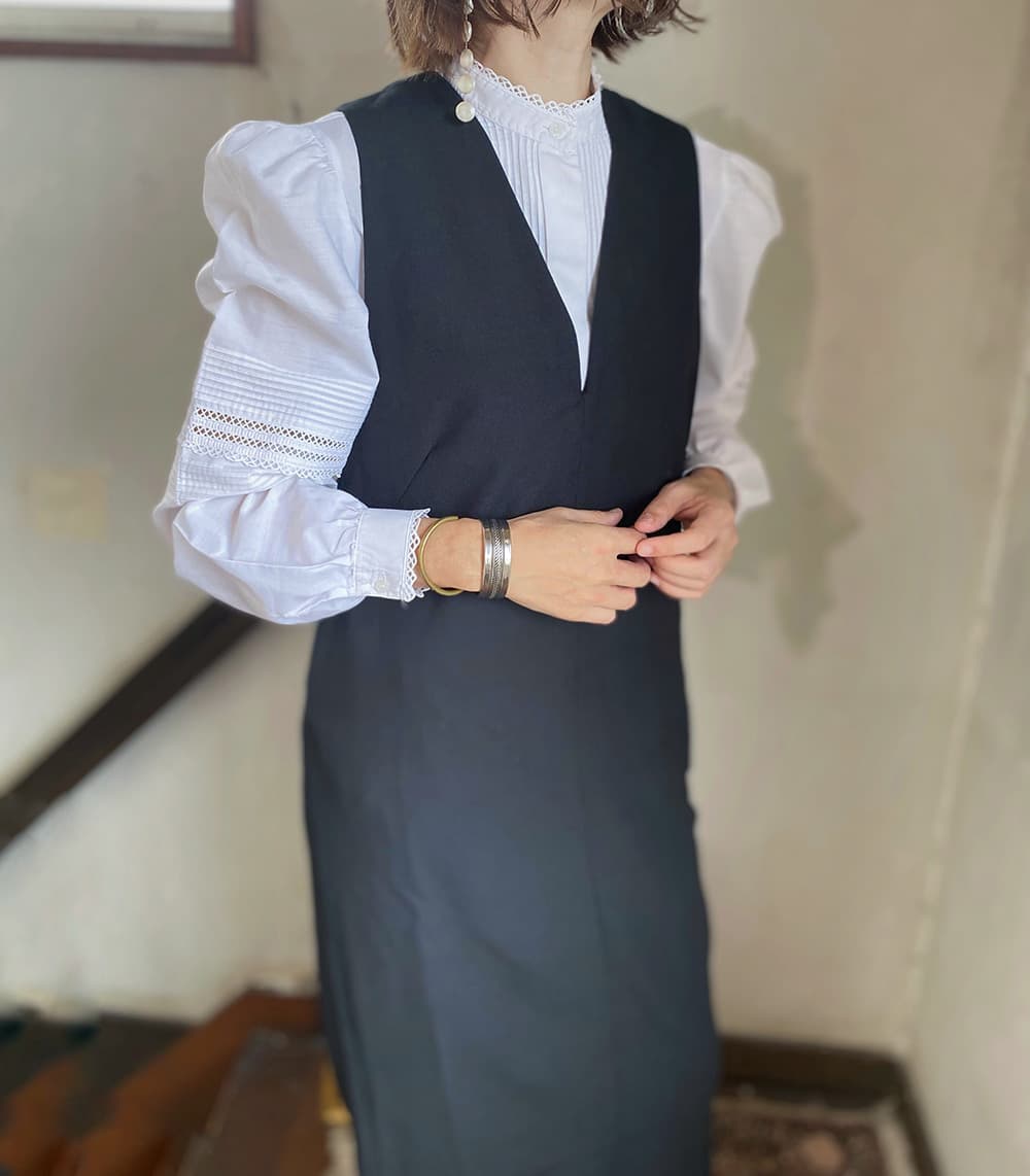 オーストリアヴィンテージスタンドカラーブラウスVintagestandcollarblouse