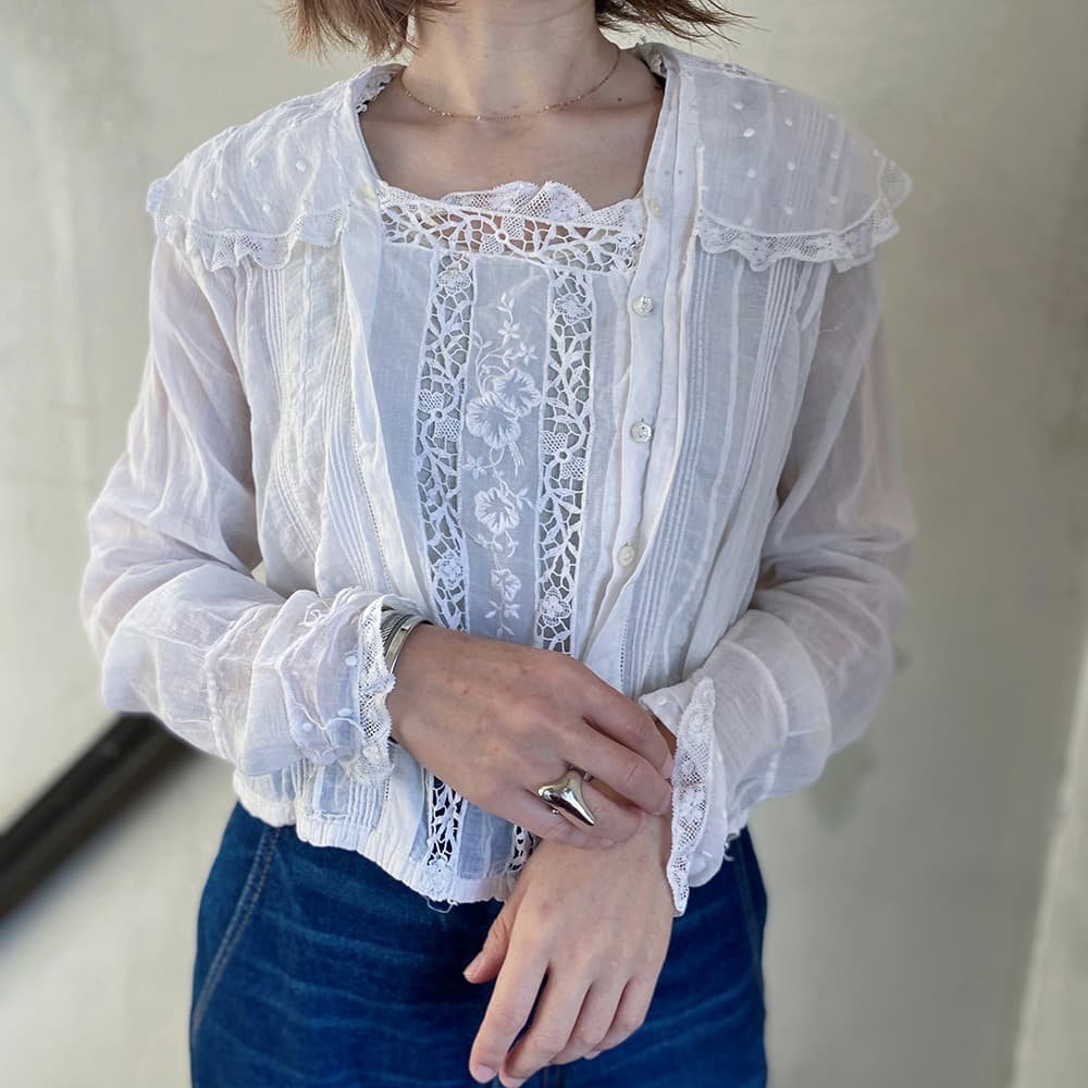 アンティークセーラーカラーブラウスAntiquesailorcollarblouse