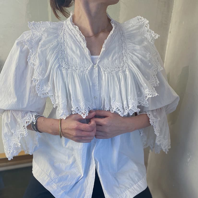 フランスアンティークフリルレースブラウス