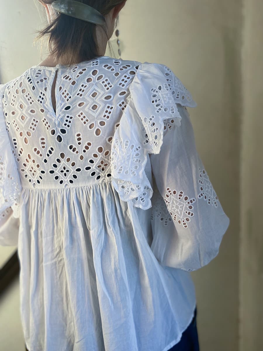 ヴィンテージラッフルレースブラウスvintageblouse
