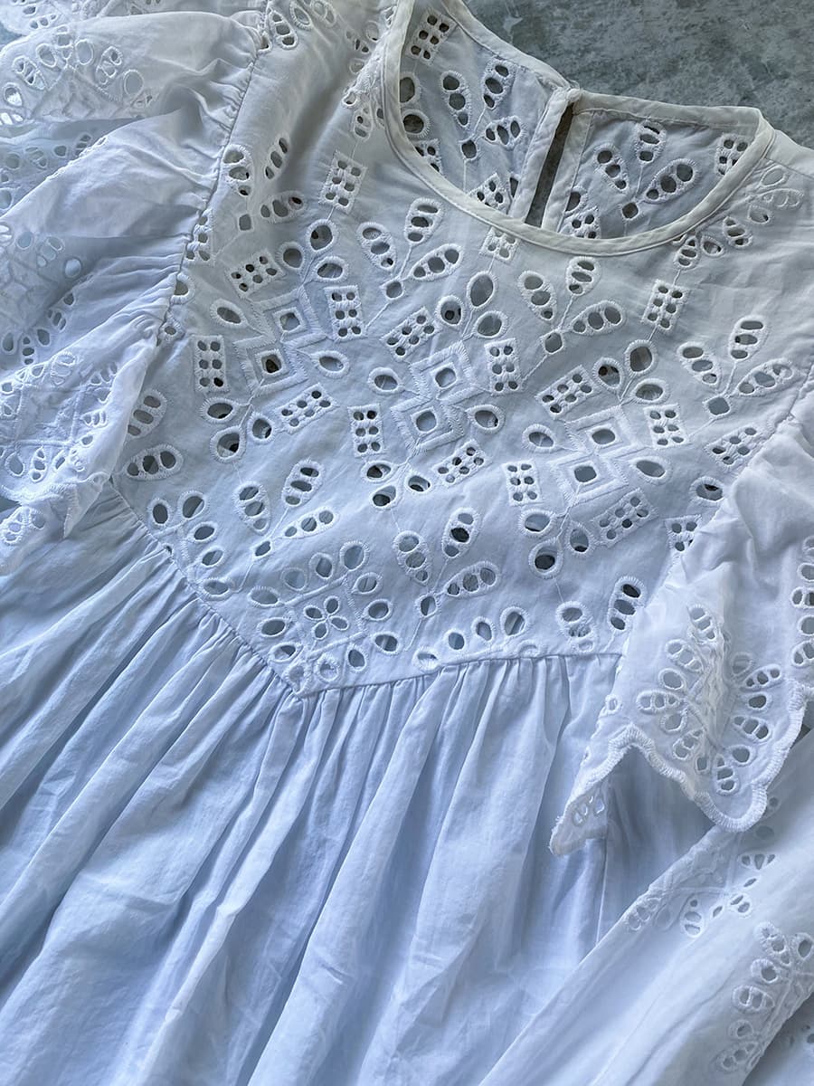 ヴィンテージラッフルレースブラウスvintageblouse