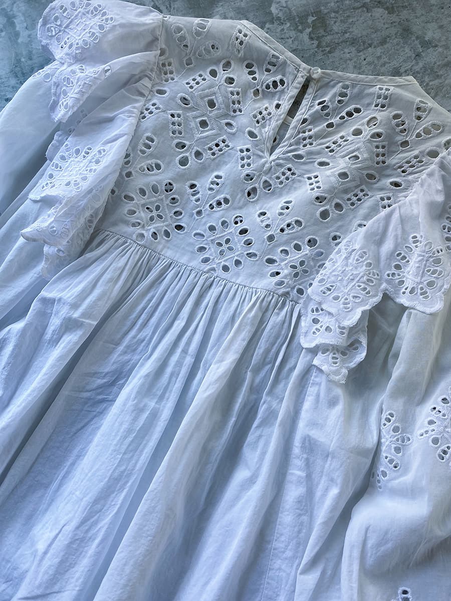 ヴィンテージラッフルレースブラウスvintageblouse